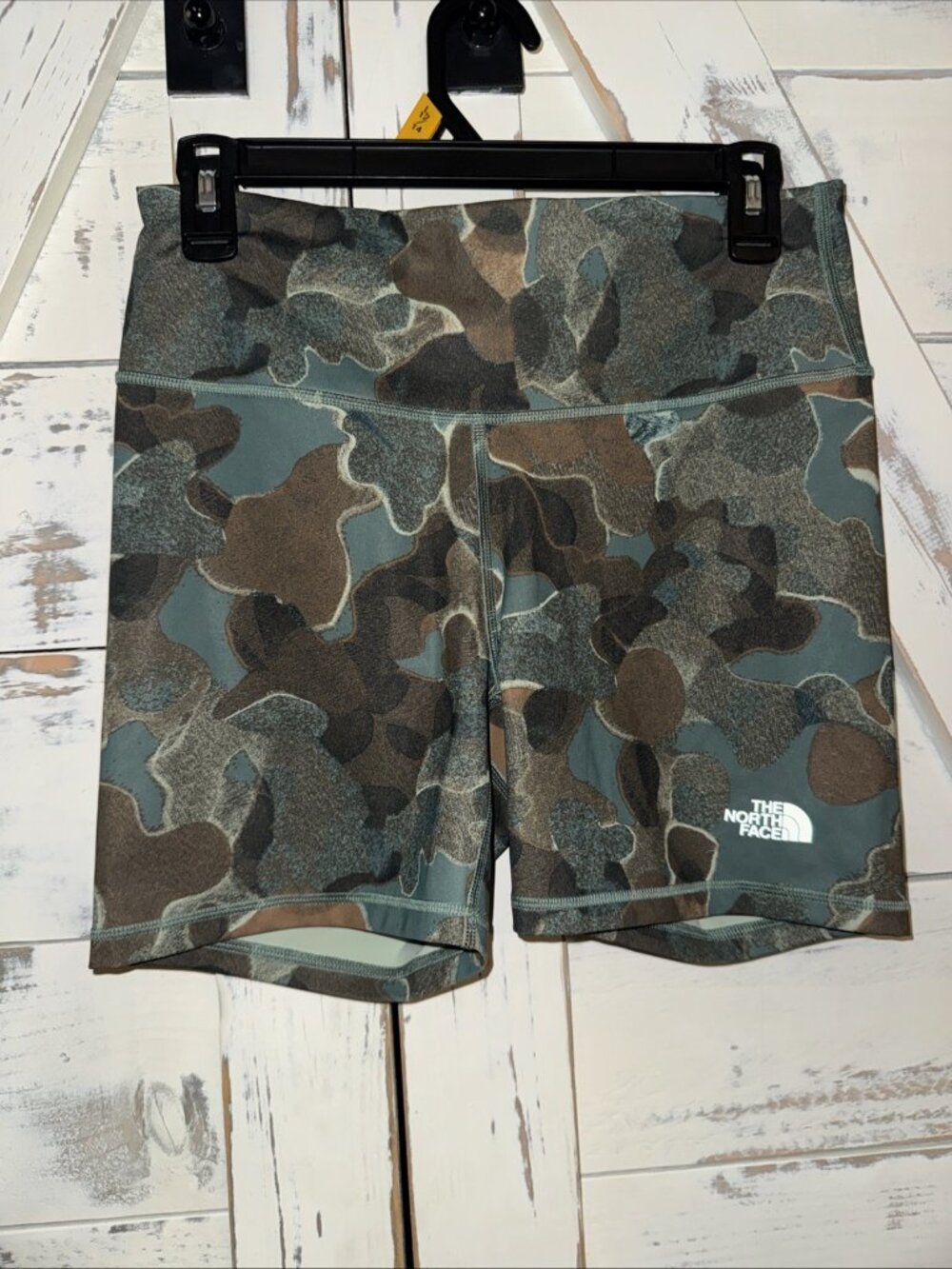 The North Face Womens Large Elevation Camo Bike Shorts 4" Inseam High Rise Tight